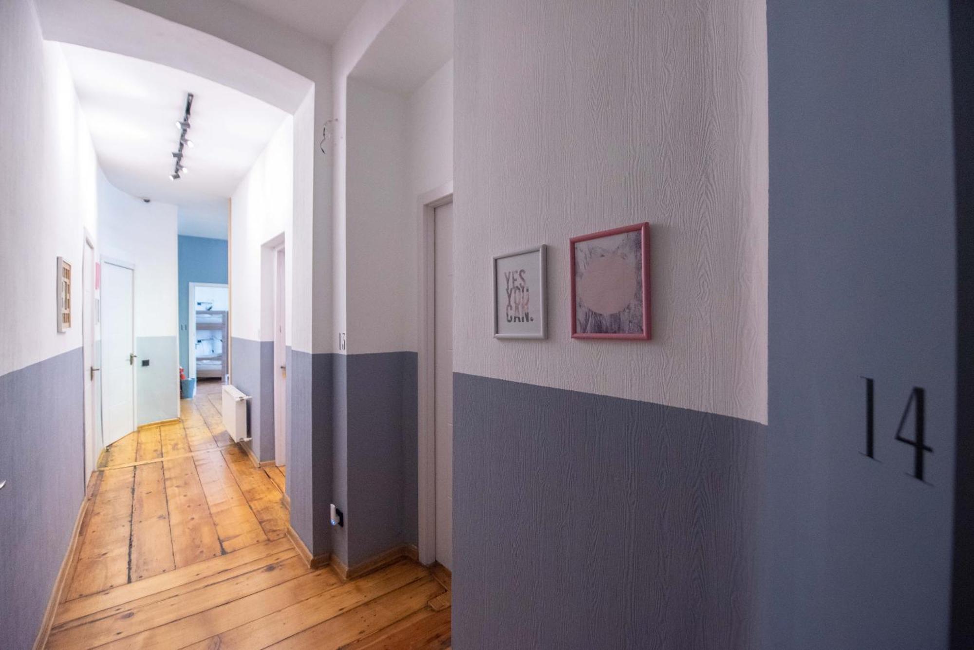 Gallery Hostel Tbilisi Luaran gambar